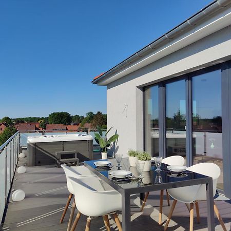 Penthouse Mit Whirlpool Im Herzen Von Niedersachsen Burgwedel  Exteriér fotografie
